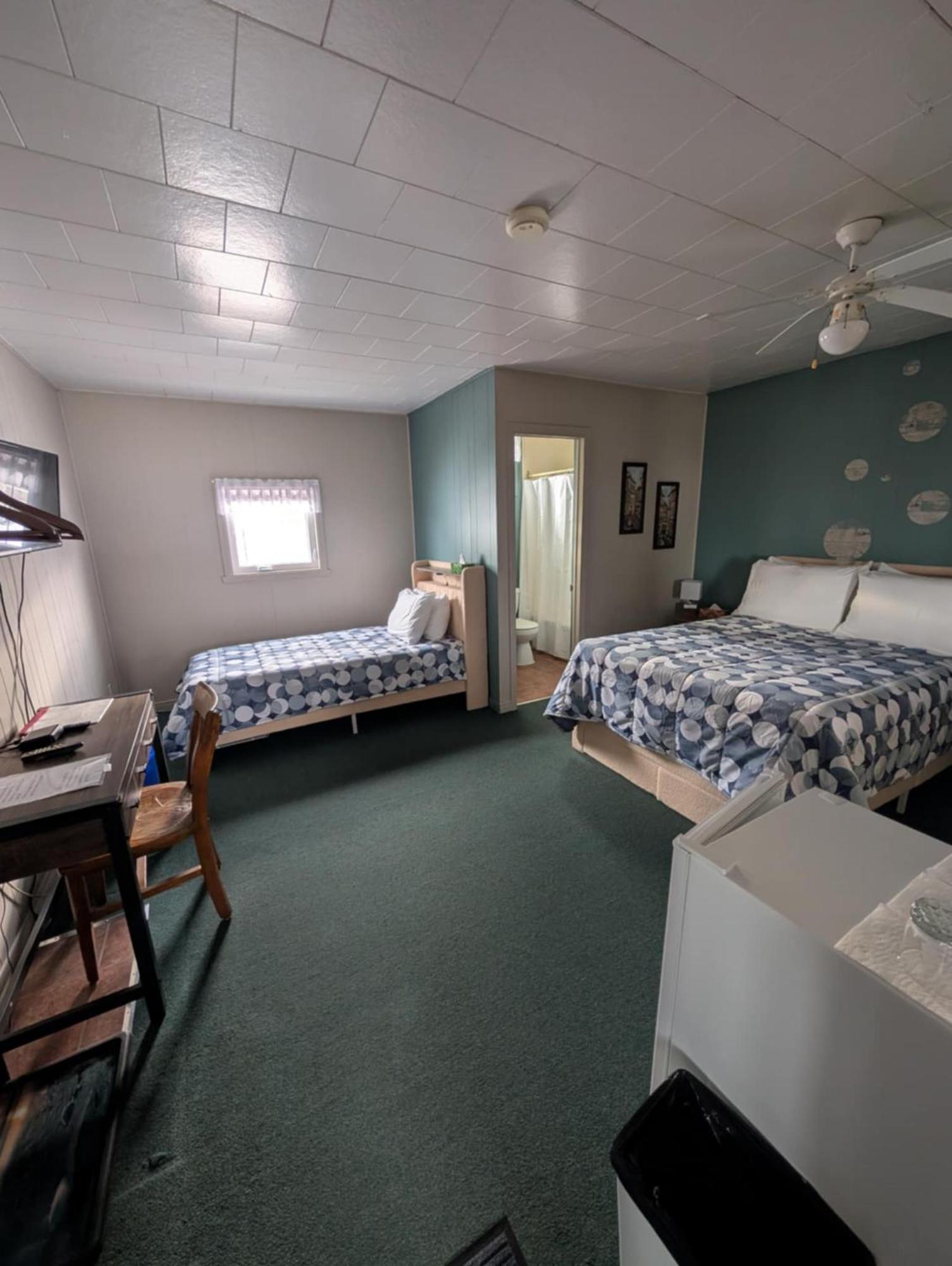 Motel Leblanc Carleton-sur-Mer Kültér fotó